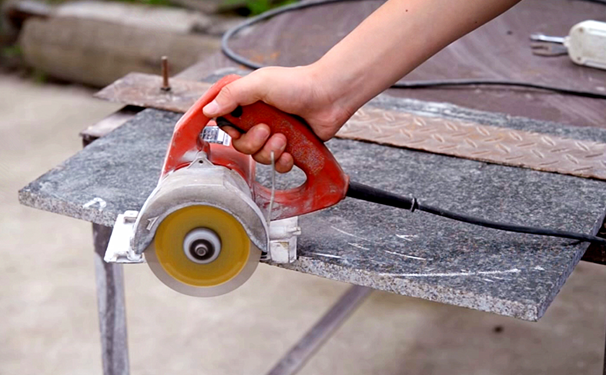 金剛石圓鋸片切割機(jī)有哪些分類(lèi)呢？千萬(wàn)別買(mǎi)錯(cuò)了！